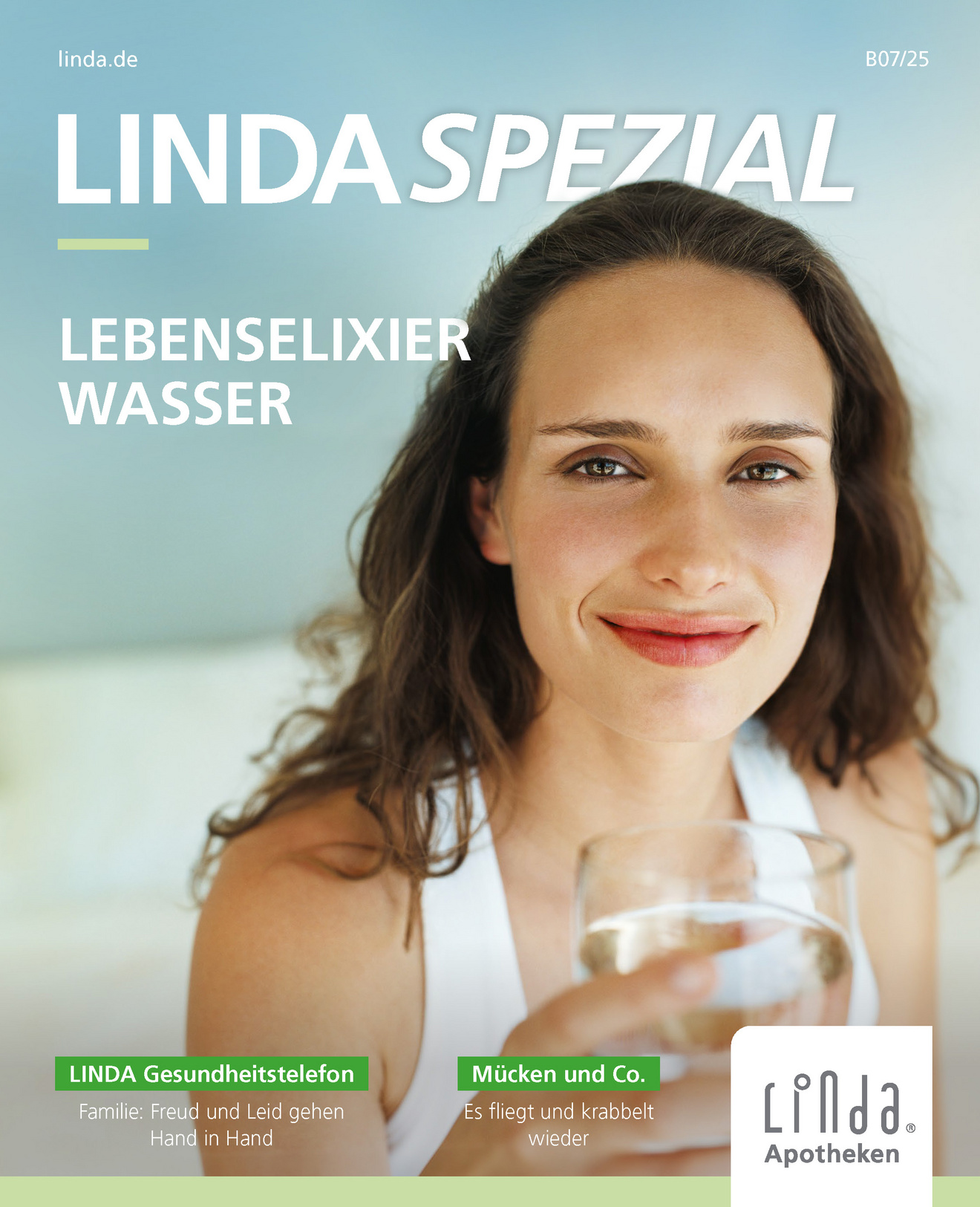 Frau mit Wasserglas auf dem Cover der LINDA Spezial, Titel: „Lebenselixier Wasser“